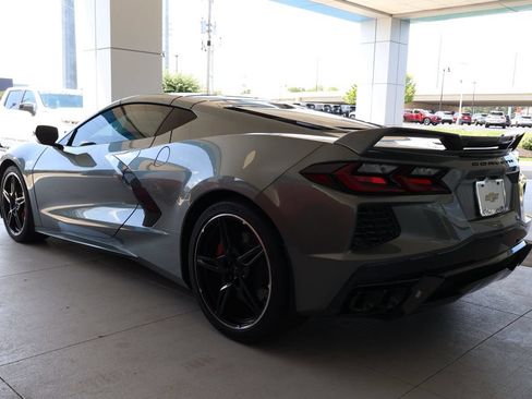 Used 2023 Chevrolet Corvette Stingray Preferred Cpe w/ Z51 Performance Package RWD image 4