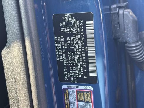 Used 2024 Kia Sorento EX w/ Panoramic Sunroof Package FWD image 25