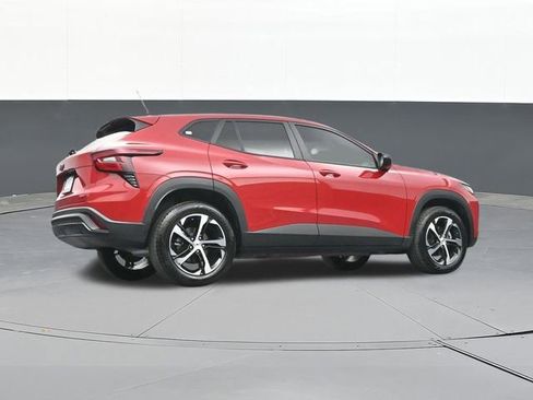 Used 2026 Chevrolet Trax RS FWD image 52