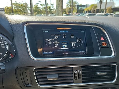 Used 2017 Audi Q5 2.0T Premium Plus w/ Technology Package image 23