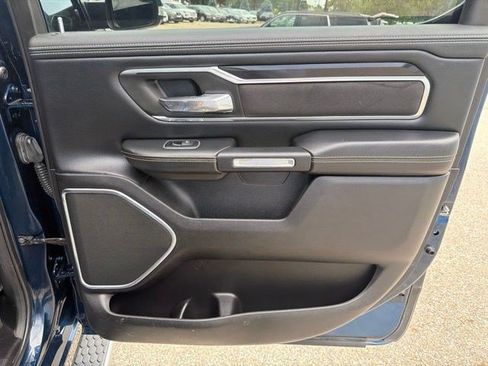 Used 2022 RAM 1500 Laramie AWD/4WD image 17