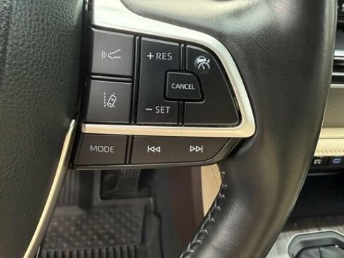 Used 2022 Toyota Highlander Platinum AWD/4WD image 21