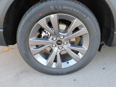 New 2026 Ford Explorer Active w/ Active Comfort Package AWD/4WD image 7