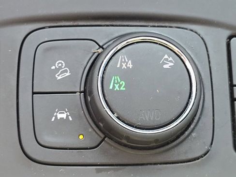 Used 2022 GMC Terrain SLE w/ Driver Convenience Package image 34