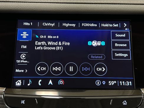 Used 2023 Cadillac XT6 Premium Luxury w/ Technology Package AWD/4WD image 35