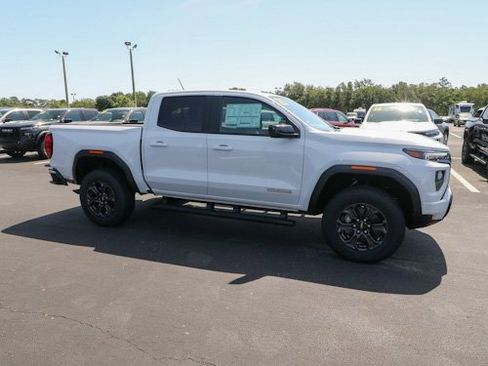 New 2025 GMC Canyon Elevation w/ Convenience Package image 11