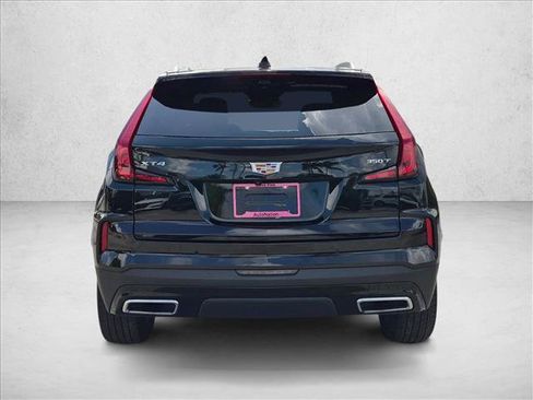Used 2024 Cadillac XT4 Premium Luxury w/ Technology Package FWD image 6