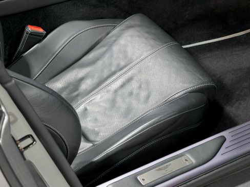 Used 2008 Aston Martin DB9 Volante RWD image 45