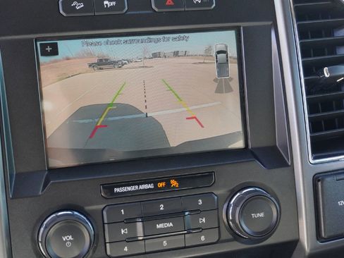 Used 2018 Ford F150 XLT w/ Equipment Group 302A Luxury image 17