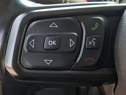 Used 2021 Jeep Gladiator Sport AWD/4WD image 21