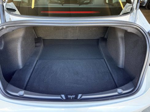 Used 2023 Tesla Model 3 Standard Range image 15