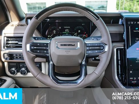 Used 2026 GMC Yukon Denali w/ Denali Reserve Package RWD image 31