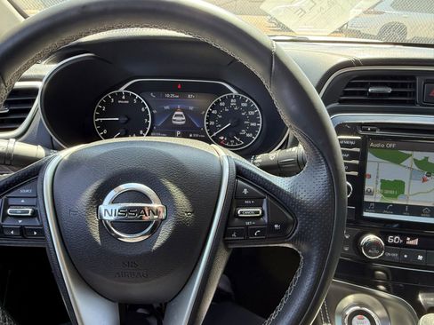 Used 2018 Nissan Maxima Platinum FWD image 21