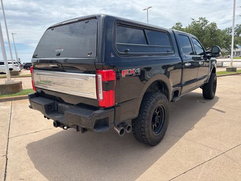 Used 2023 Ford F250 Platinum w/ FX4 Off-Road Package AWD/4WD image 7