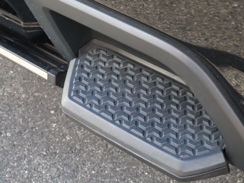 Used 2025 GMC Sierra 2500 Denali Ultimate w/ Max Trailering Package image 37