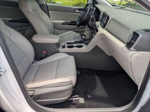 Used 2019 Kia Sportage EX FWD image 25
