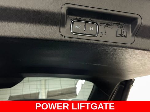 Used 2020 Ford Explorer Platinum w/ Premium Technology Package AWD/4WD image 50