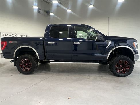 Used 2022 Ford F150 XLT w/ Equipment Group 302A High image 9