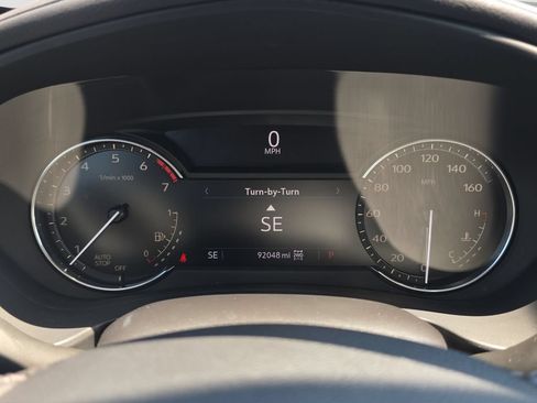 Used 2022 Cadillac XT4 Premium Luxury w/ Safety Alert Package AWD/4WD image 10