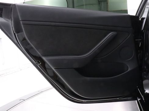Used 2022 Tesla Model 3 Long Range AWD/4WD image 31