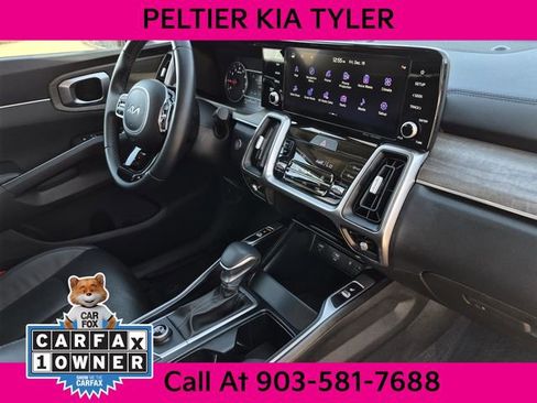 Certified 2023 Kia Sorento EX w/ Panoramic Sunroof Package image 13
