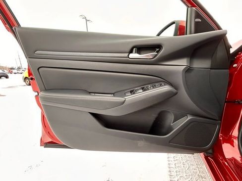 New 2025 Nissan Altima 2.5 SV w/ SV Special Edition Package image 26