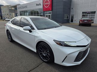 Used 2025 Toyota Camry XLE video 1