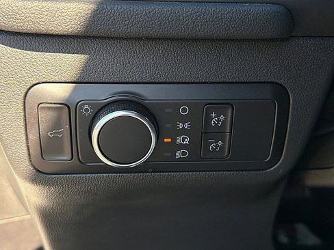 Used 2023 Ford Escape ST-Line image 18