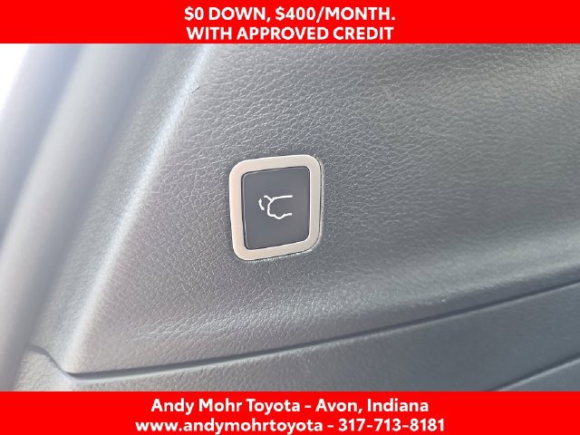 Used 2024 Chrysler Pacifica Limited FWD image 31