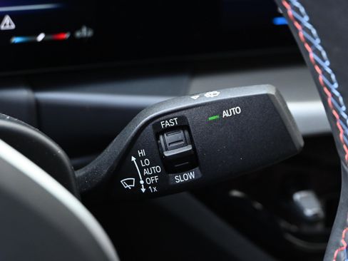 Certified 2025 BMW M240i Coupe image 38