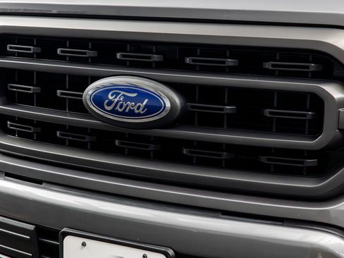 Used 2022 Ford F150 XLT w/ Equipment Group 302A High AWD/4WD image 4