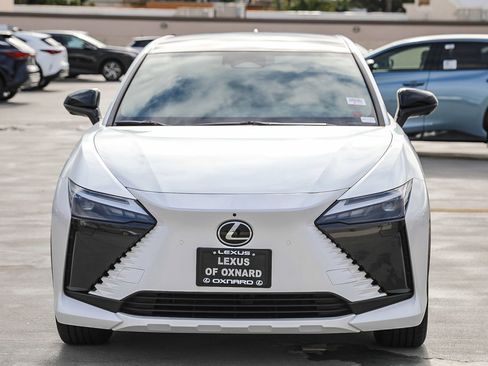 Used 2023 Lexus RZ 450e Premium w/ Technology Package image 2
