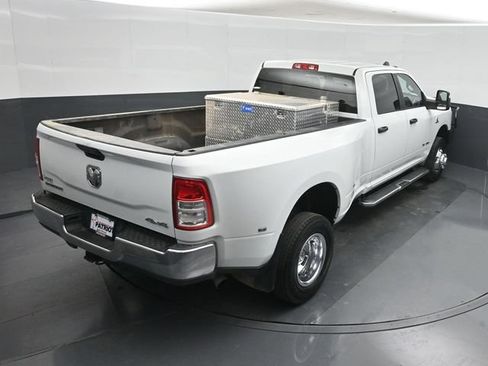 Used 2024 RAM 3500 Big Horn AWD/4WD image 37
