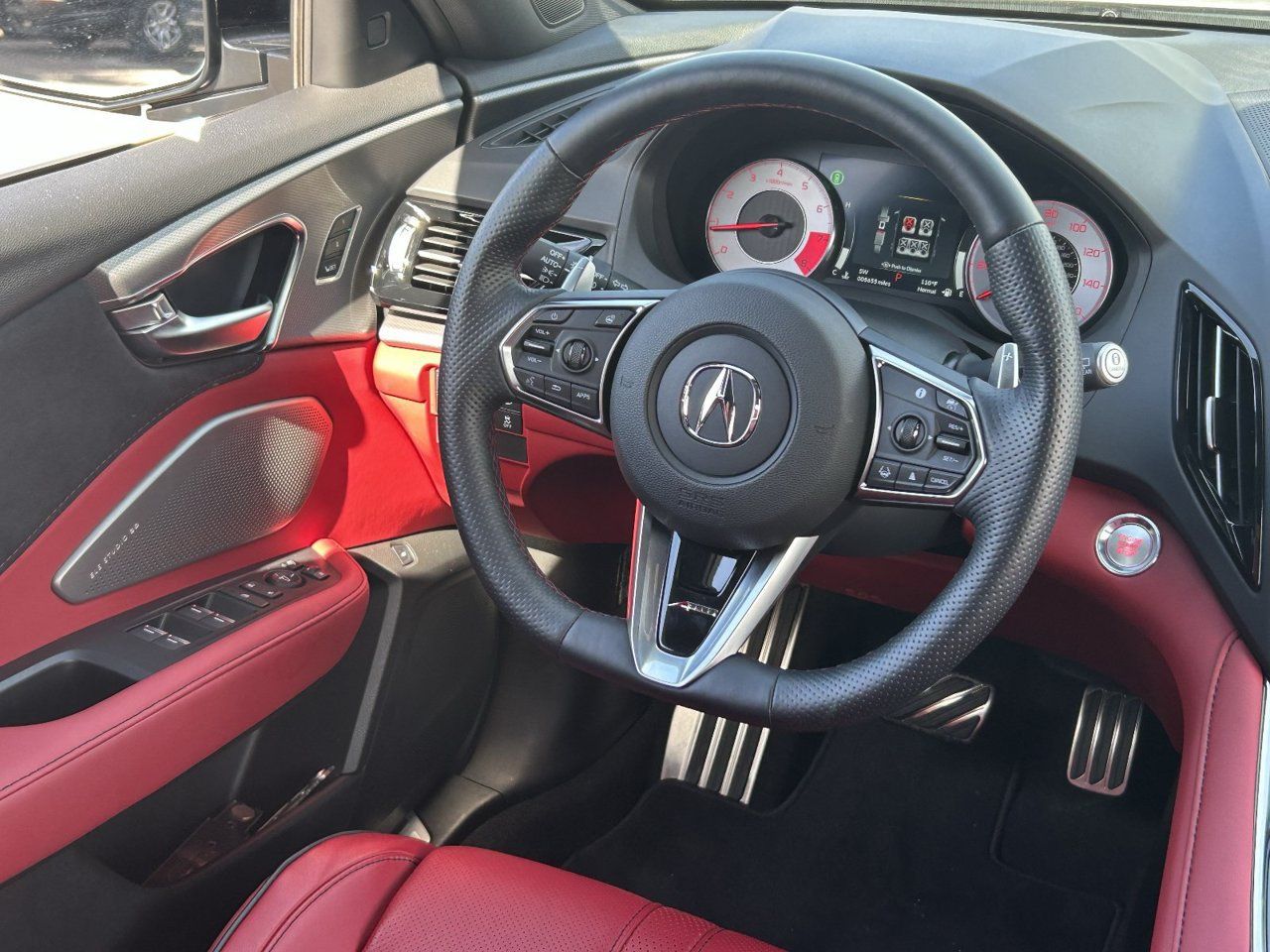 Certified 2025 Acura RDX w/ Advance Package AWD/4WD image 17