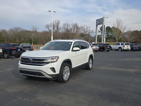 Used 2021 Volkswagen Atlas SEL image 3