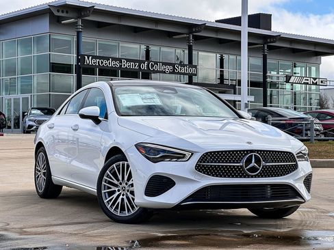 Used 2025 Mercedes-Benz CLA 250 image 1