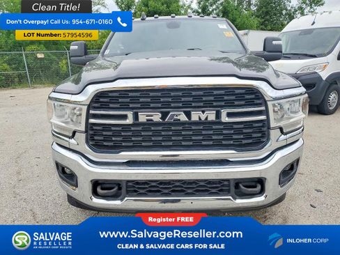 Used 2023 RAM 3500 Big Horn w/ Level 1 Equipment Group AWD/4WD image 3