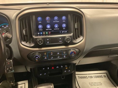 Used 2019 Chevrolet Colorado Z71 AWD/4WD image 23