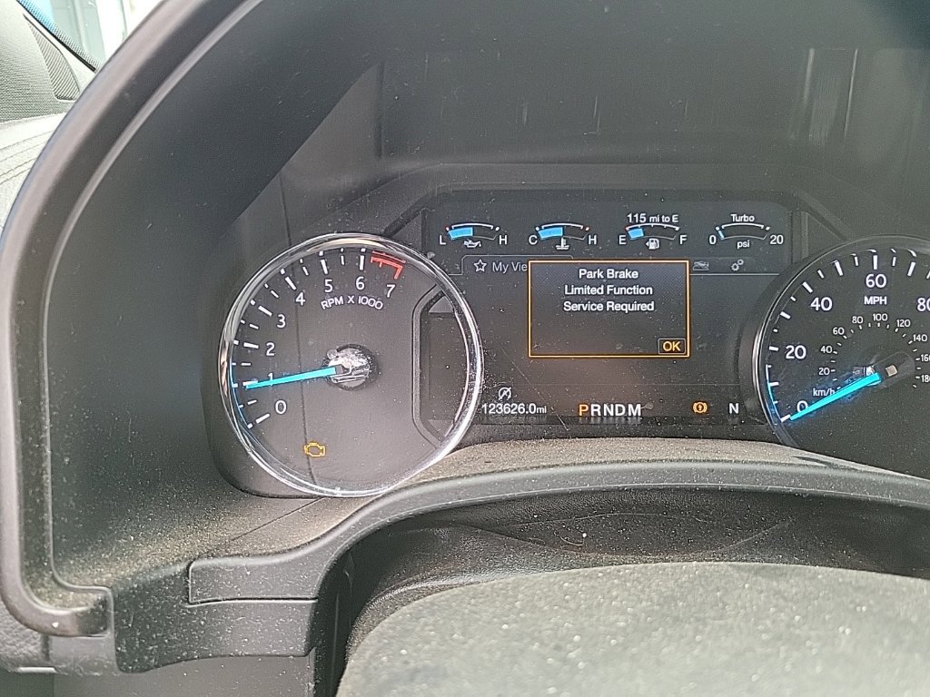 Used 2018 Ford Expedition Limited w/ Equipment Group 301A AWD/4WD image 4