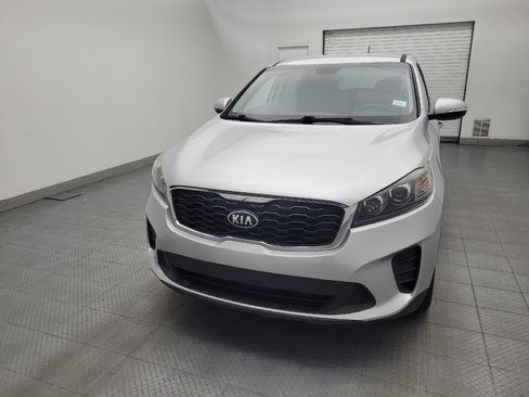 Used 2019 Kia Sorento L FWD image 15