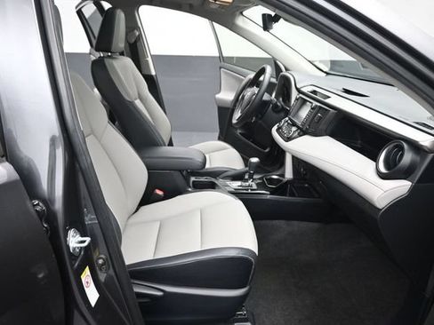 Used 2016 Toyota RAV4 Limited w/ Advanced Technology Package AWD/4WD image 29