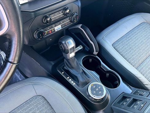 Used 2022 Ford Bronco Outer Banks w/ Sasquatch Package image 18