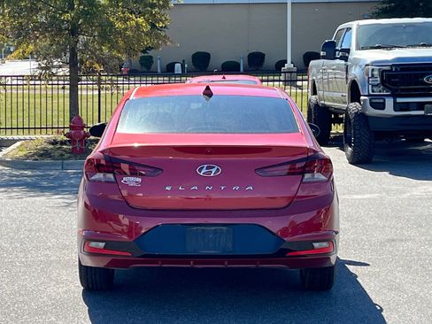 Used 2020 Hyundai Elantra SEL image 7