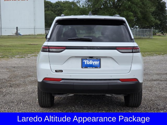 New 2026 Jeep Grand Cherokee Altitude RWD image 5