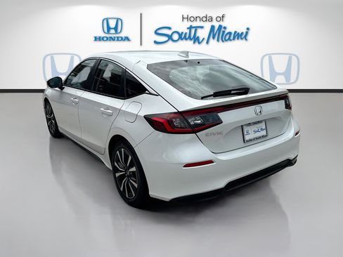 Certified 2024 Honda Civic EX-L image 5