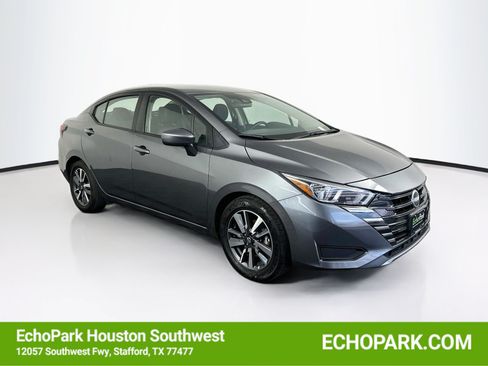 Used 2024 Nissan Versa SV FWD image 1
