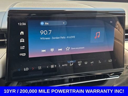 Used 2025 Lincoln Nautilus Premier AWD/4WD image 25