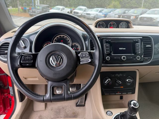 Used 2013 Volkswagen Beetle 2.0T FWD image 12