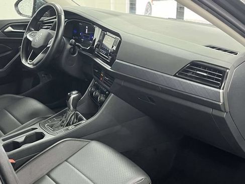Used 2024 Volkswagen Jetta SE FWD image 26