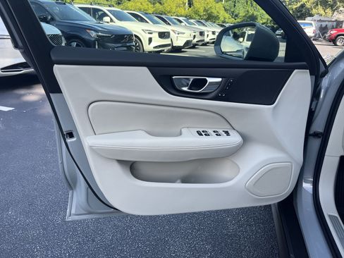Used 2026 Volvo V60 B5 Cross Country Plus w/ Protection Package Premier AWD/4WD image 13